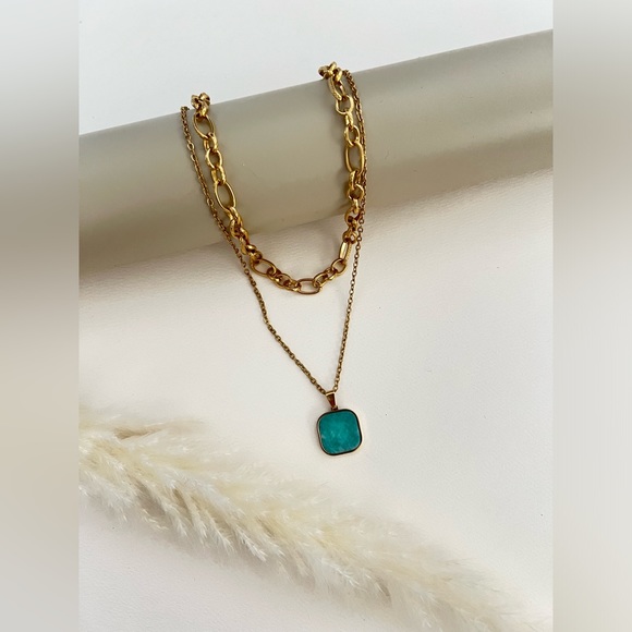 Elegant Gold Layered Necklace - Statement Classic Necklace - Boho Chic Necklace - Picture 3 of 11